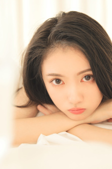刘雨欣晒女儿照片